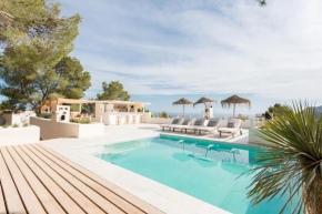 Hotel Rent this Luxury Villa with Breathtaking Views, Ibiza Villa 1056